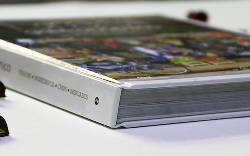 精裝書印刷,高檔精裝書印刷,國外旅遊精裝書印刷